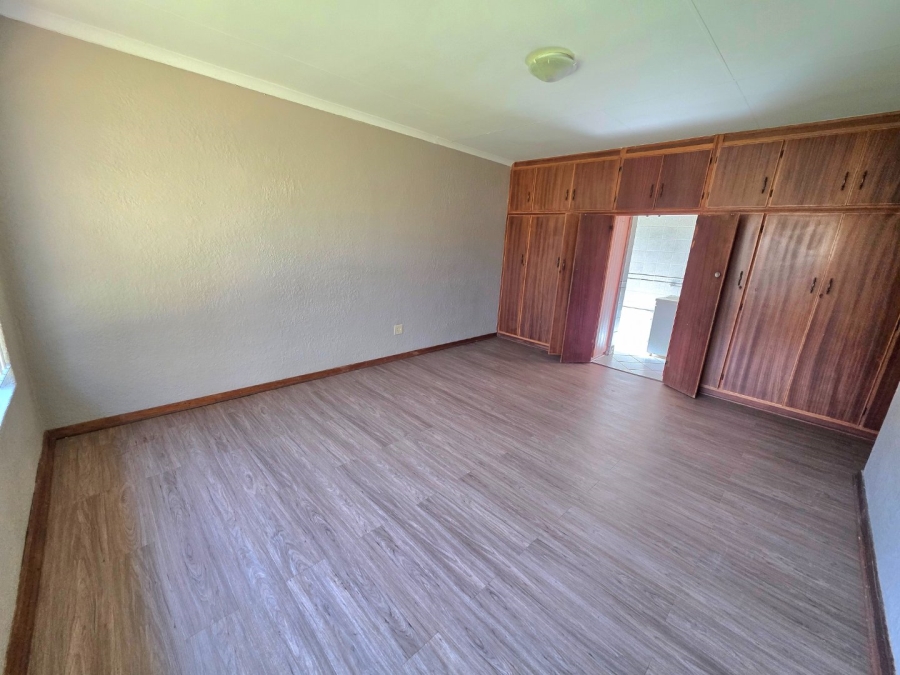 4 Bedroom Property for Sale in Panorama Free State
